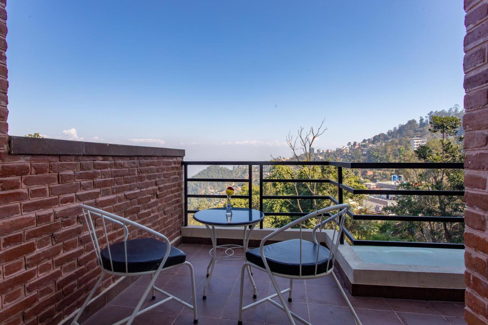 Hotel Sarathi Dhulikhel Extérieur photo